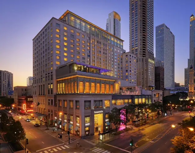 The Peninsula Chicago in Chicago, tall building with many floors and large windows